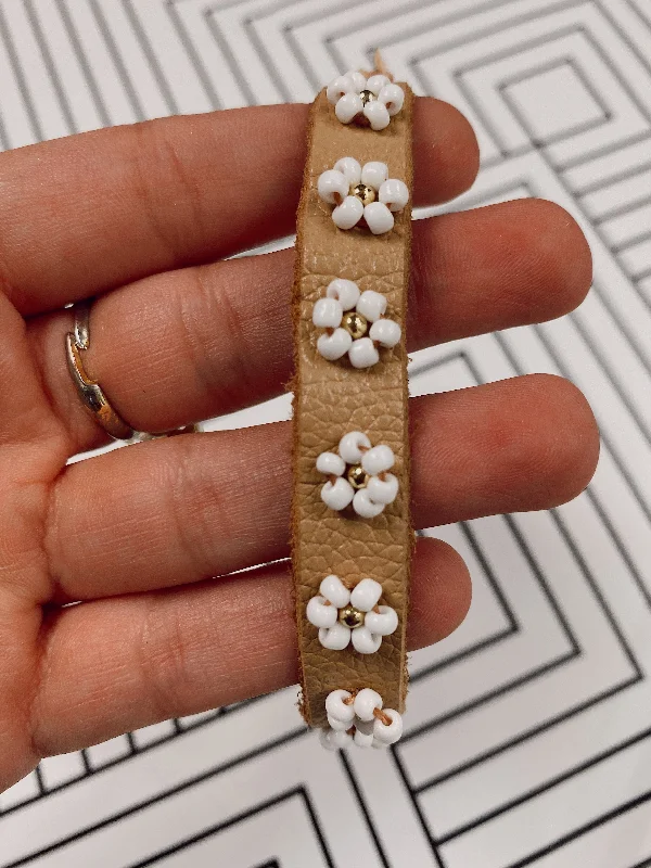 bracelets with amethyst stone -Brown Flower Detail Bracelet