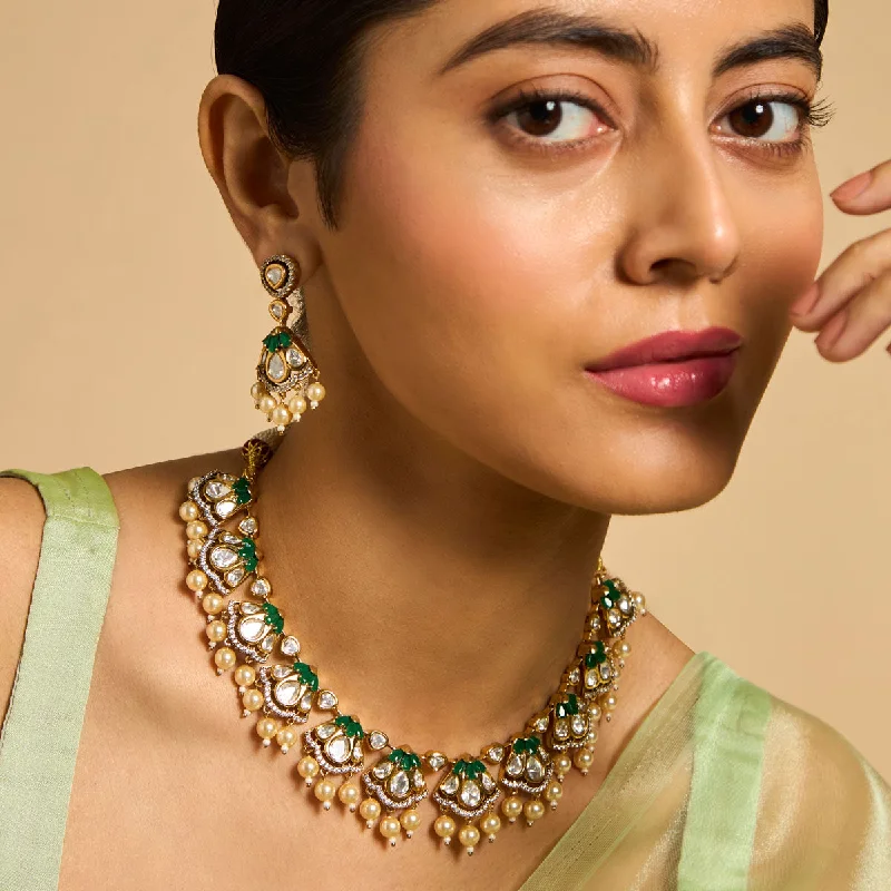 necklaces for vintage lovers -Kundan Necklace 173052