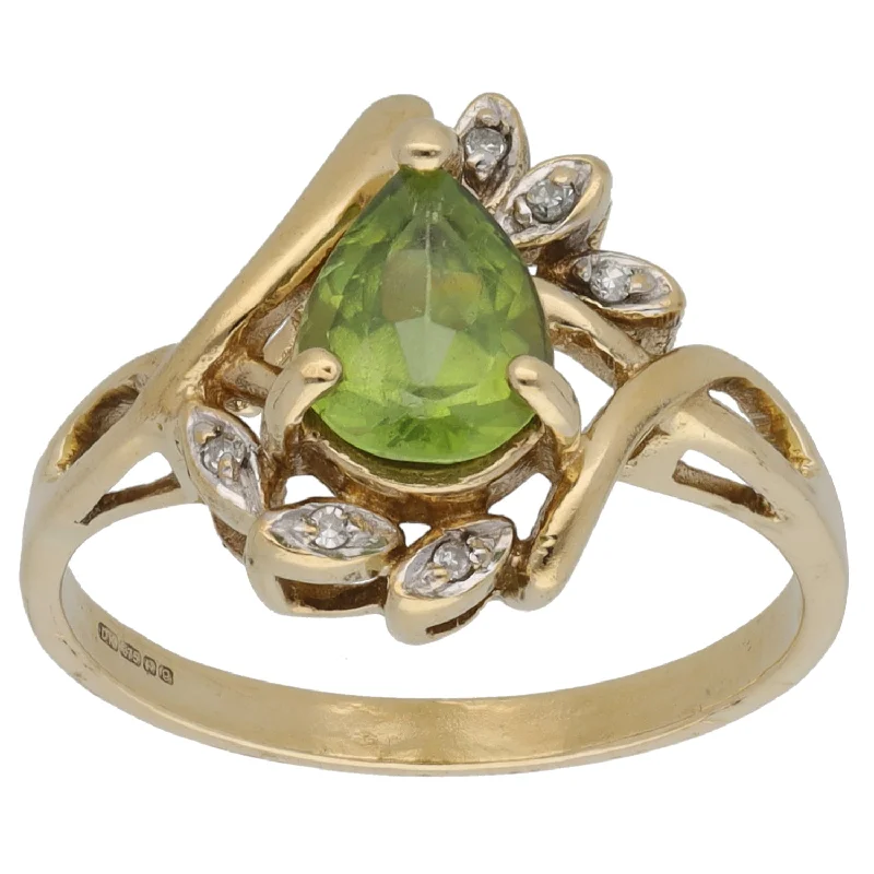 ladies engagement rings white sapphire purity -9ct Gold Peridot & 0.03ct Diamond Dress/Cocktail Ring Size O