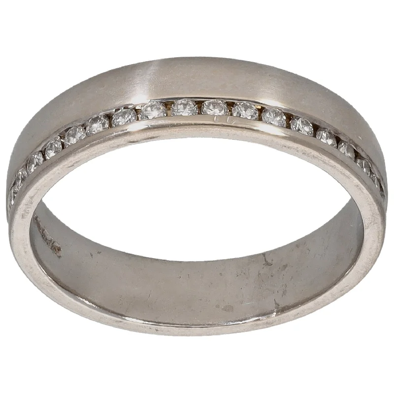 ladies engagement rings heirloom quality -18ct White Gold 0.20ct Diamond Eternity Ring Size M