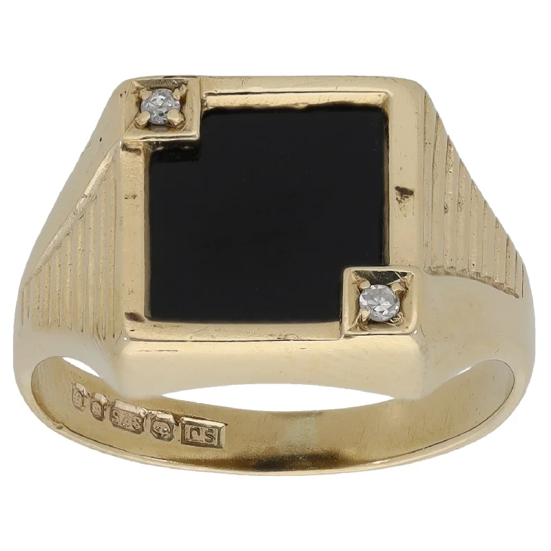 ladies engagement rings high quality craft -9ct Gold 0.02ct Diamond Patterned Signet Ring Size N