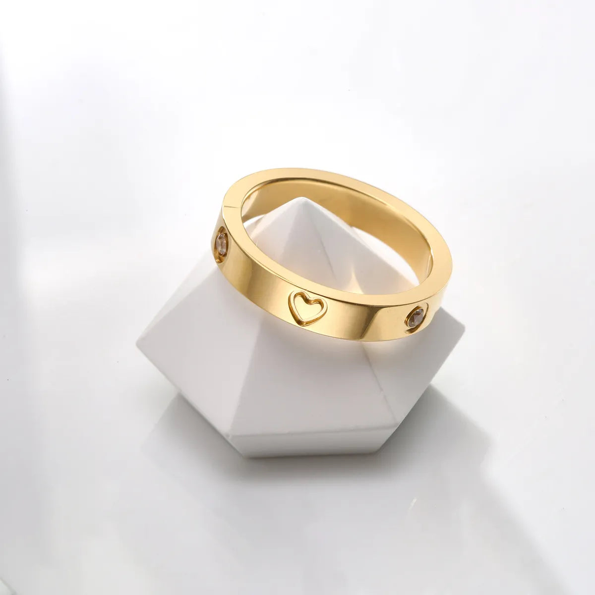 ladies rings for daily wear -Wholesale Simple Style Heart Shape Titanium Steel Zircon Rings